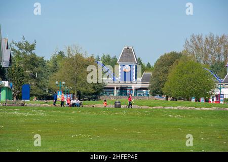 Alton Towers, wo die Magie nie endet, Bilder von höchster Qualität des besten Themenparks und der besten Achterbahnen Großbritanniens Stockfoto