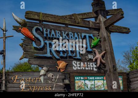 Alton Towers, wo die Magie nie endet, Bilder von höchster Qualität des besten Themenparks und der besten Achterbahnen Großbritanniens Stockfoto