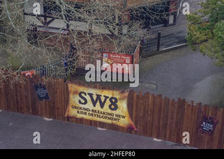 Alton Towers, wo die Magie nie endet, Bilder von höchster Qualität des besten Themenparks und der besten Achterbahnen Großbritanniens Stockfoto