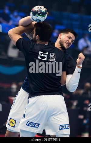 Szeged, Ungarn, 15th. Januar 2022. Tournat Nicolas aus Frankreich erwärmt sich während des EHF-Europameisterschaftsmatches der Männer 2022 zwischen Frankreich und der Ukraine in Szeged, Ungarn. Januar 15, 2022. Kredit: Nikola Krstic/Alamy Stockfoto