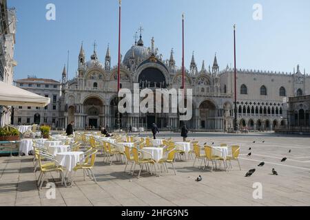 Ein Blick auf Venedig während der Aussperrung ganz Italiens, der zur Verlangsamung des Ausbruchs des Coronavirus verhängt wurde, in Venedig, Italien, 10. April 2020.(MVS) Stockfoto