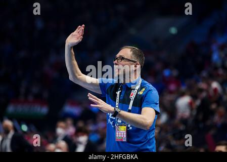 Szeged, Ungarn, 15th. Januar 2022. Cheftrainer Hrvoje Horvat von Kroatien Gesten während der EHF Europameisterschaft Männer 2022 Spiel zwischen Kroatien und Serbien in Szeged, Ungarn. 15. Januar 2022. Kredit: Nikola Krstic/Alamy Stockfoto