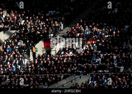 London, Großbritannien. 16th Januar 2022. Gesamtansicht der Fans von West Ham United während des Spiels der Premier League im London Stadium, London. Bildnachweis sollte lauten: Kieran Cleeves/Sportimage Kredit: Sportimage/Alamy Live News Stockfoto