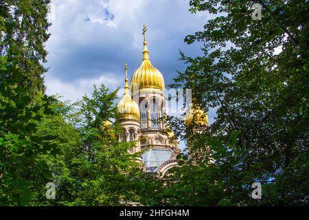 Berühmte russisch-orthodoxe Kirche auf dem Neroberg in Wiesbaden, Deutschland Stockfoto