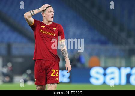 Rom, Italien. 16th Januar 2022. Nicolo' Zaniolo von Roma reagiert während der italienischen Meisterschaft Serie A Fußballspiel zwischen AS Roma und Cagliari Calcio am 16. Januar 2022 im Stadio Olimpico in Rom, Italien - Foto Federico Proietti / DPPI Credit: DPPI Media/Alamy Live News Stockfoto