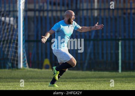 Das Spiel des FA National Sunday Cup zwischen Dock AFC und Campfield FC in der Prahbu Ventures Ltd. Arena von Camell Laird, Birkenhead, am Sonntag, den 16th. Januar 202 Stockfoto