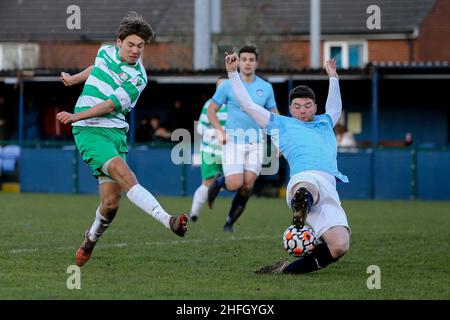 Das Spiel des FA National Sunday Cup zwischen Dock AFC und Campfield FC in der Prahbu Ventures Ltd. Arena von Camell Laird, Birkenhead, am Sonntag, den 16th. Januar 202 Stockfoto