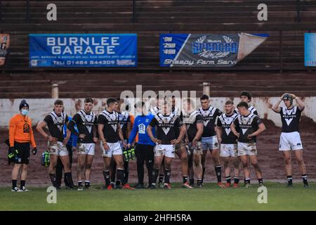Bradford, Großbritannien. 16th Januar 2022. Das FC-Team von Hull City versucht nach einem weiteren Versuch der Bradford Bulls am 1/16/2022 in Bradford, Großbritannien. (Foto von James Heaton/News Images/Sipa USA) Quelle: SIPA USA/Alamy Live News Stockfoto