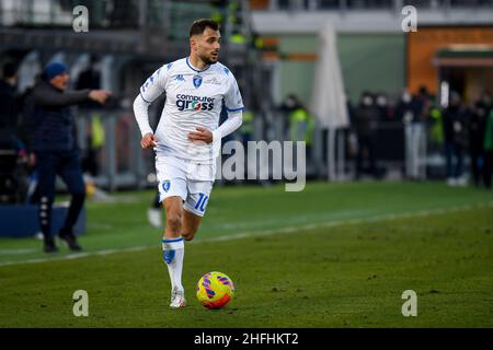 Venedig, Italien. 16th Januar 2022. Nedim Bajrami von Empoli in Aktion während des FC Venezia gegen den FC Empoli, italienische Fußballserie A in Venedig, Italien, Januar 16 2022 Quelle: Independent Photo Agency/Alamy Live News Stockfoto