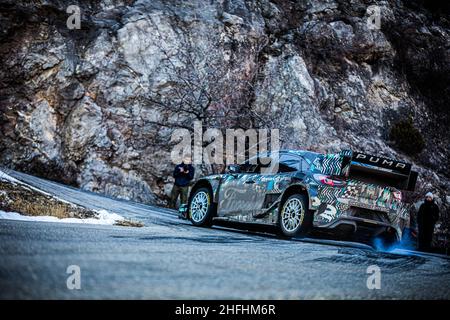Sébastien Loeb (FRA), Ford Puma Rally 1 Team M-Sport, Action, während der Tests vor der WRC World Rally Car Championship 2022, Rallye Monte Carlo am 16 2022. Januar in St-Crépin, Frankreich - Foto Bastien Roux / DPPI Stockfoto