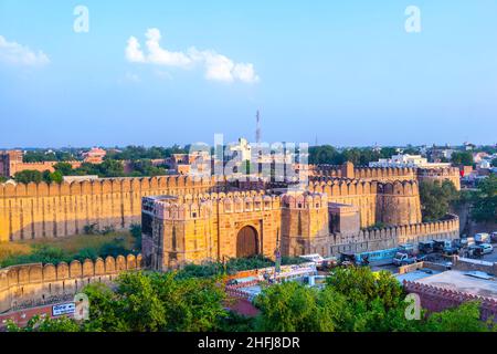 Imposante Palast des Maharadschas von Bikaner innen Junagarh Fort, Bikaner, Rajasthan, Indien Stockfoto