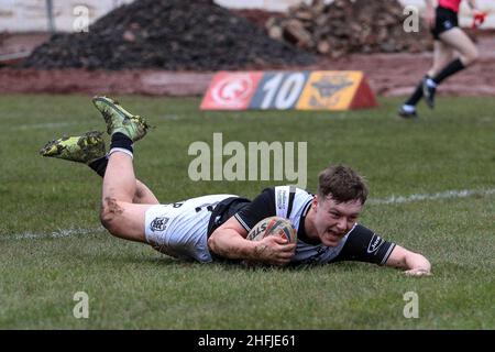 Bradford, Großbritannien. 16th Januar 2022. Callum Rutland von Hull FC geht am 1/16/2022 zu einem Versuch in Bradford, Großbritannien, über. (Foto von James Heaton/News Images/Sipa USA) Quelle: SIPA USA/Alamy Live News Stockfoto