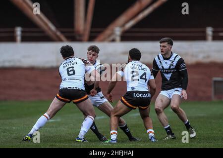 Bradford, Großbritannien. 16th Januar 2022. Charlie Severs von Hull FC in Aktion während des Spiels in Bradford, Vereinigtes Königreich am 1/16/2022. (Foto von James Heaton/News Images/Sipa USA) Quelle: SIPA USA/Alamy Live News Stockfoto