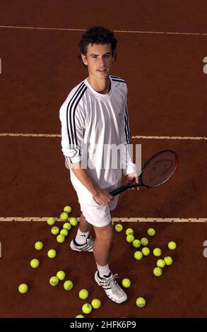 Einer der besten Tennisspieler Schottlands mit nur 16 Jahren, Andrew Murray aus Dunblane, gesehen mit seiner Mutter Judy. Fotografien von Alan Peebles Stockfoto