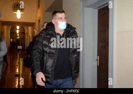 Kristoffer Jonas Klauß, besser bekannt als Rapper GZUZ der Rap-Gruppe 187 Straßenband steht seit Montag den 17.01.2022 wieder vor Gericht. Am Morgen U Stockfoto