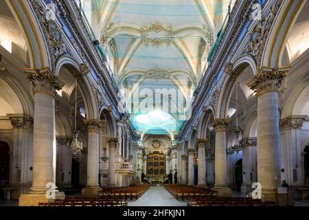 Innenraum der Kathedrale von St. George, Modica, Sizilien, Italien Stockfoto