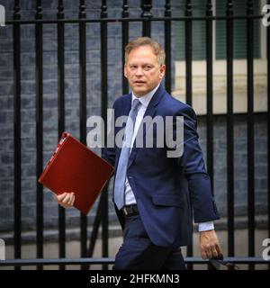 Grant Shapps MP, Staatssekretär für Verkehr, Politiker der britischen Konservativen Partei, nimmt an dem Kabinett in der Downing Street, London, Teil Stockfoto