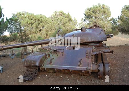 Zerstörte den syrischen Panzer T62 im Tal der Tränen in Israel aus dem Jom-Kippur-Krieg Stockfoto