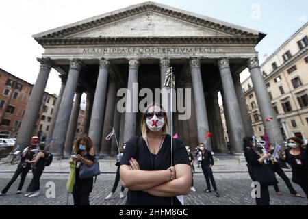 Cecilia Fabiano/LaPresse 09. Juni 2020 Rom (Italien) Nachrichten Protest des Fremdenführers im Pic: Die Demonstration vor dem Pantheon Stockfoto