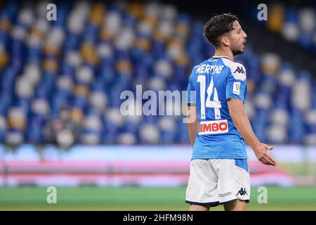 Cafaro/LaPresse 13. Juni 2020 Neapel, Italien Sportfußball Napoli vs Inter - Italienischer Pokal, Halbfinale 2. Etappe - San Paolo Stadion. Auf dem Bild: Dries Mertens (SSC Napoli) zeigt seine Enttäuschung. Stockfoto