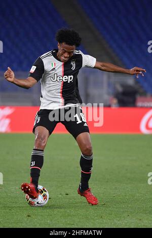 Alfredo Falcone - LaPresse 17/06/2020 Roma (Italien) Sport Soccer Juventus - Napoli Italienischer Coca-Cola-Pokalfinale Match 2019 2020 - Olimpico Stadium of Roma im Bild:Cuadrado Stockfoto