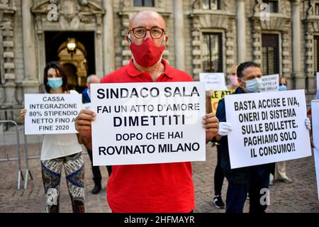 Claudio Furlan - LaPresse 17 June 2020 Milano (Italien) News Gastronomen und Restaurantbesitzer protestieren für die Wirtschaftskrise in der Gemeinde Mailand Stockfoto