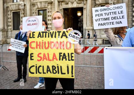 Claudio Furlan - LaPresse 17 June 2020 Milano (Italien) News Gastronomen und Restaurantbesitzer protestieren für die Wirtschaftskrise in der Gemeinde Mailand Stockfoto