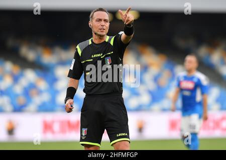 Cafaro/LaPresse 28. Juni 2020 Neapel, Italien Sportfußball Napoli vs Spal - Italienische Fußballmeisterschaft League A Tim 2019/2020 - San Paolo Stadion. Im Bild: Schiedsrichter Pairetto Stockfoto