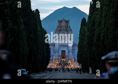 Claudio Furlan - LaPresse 28 Juni 2020 Bergamo (Italien) News Gedenkkonzert der Opfer der Verehrung mit dem Präsidenten der Republik Sergio Mattarella auf dem Friedhof Monumental in Bergamo Stockfoto