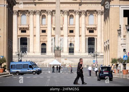 Mauro Scrobogna /LaPresse 29. Juni 2020&#xa0; Rom, Italien Nachrichten Petersplatz - Angelus im Bild: Petersplatz während des Angelus-Gebets am Tag des heiligen Petrus und Paulus Stockfoto