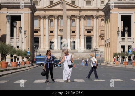 Mauro Scrobogna /LaPresse 29. Juni 2020&#xa0; Rom, Italien Nachrichten Petersplatz - Angelus im Bild: Petersplatz während des Angelus-Gebets am Tag des heiligen Petrus und Paulus Stockfoto