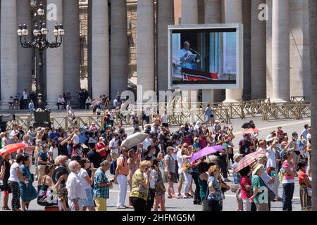 Mauro Scrobogna /LaPresse 29. Juni 2020&#xa0; Rom, Italien Nachrichten Petersplatz - Angelus im Bild: Petersplatz während des Angelus-Gebets am Tag des heiligen Petrus und Paulus Stockfoto