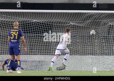 LaPresse -Garbuio Paola Juli 01 ,2020 Verona- (Italien) Sport Soccer Hellas Verona vs Parma Italienische Fußballmeisterschaft League A Tim 2019/2020 - Bentegodi Stadium auf dem Bild: Gagliolo riccardo 's Tor 2-2 Stockfoto