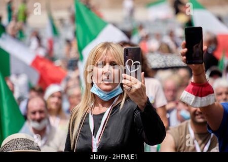 Mauro Scrobogna /LaPresse 04. Juli 2020&#xa0; Rom, Italien Demonstrationszentrum der Politischen Partei rechts - Forza Italia Brothers of Italy League im Bild: Demonstranten während der Kundgebung Stockfoto