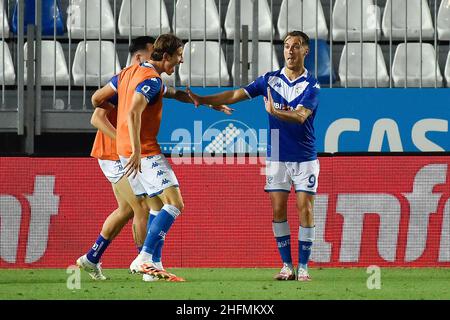 Gianluca Checchi/LaPresse 05 07 2020 Brescia (Italia) Sport Soccer Brescia vs Hellas Verona - Italienische Fußball-Liga A 2019/2020 - Stadio Mario Rigamonti im Bild: Feiern Sie nach dem Tor Donnarumma Alfredo Stockfoto