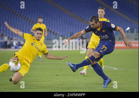 Fabio Rossi/AS Roma/LaPresse 15/07/2020 Rom (Italien) Sport Soccer Roma-Verona Italienische Fußballmeisterschaft Liga Serie A Tim 2019/2020 - Olympiastadion im Bild: Henrikh Mkhitaryan Stockfoto