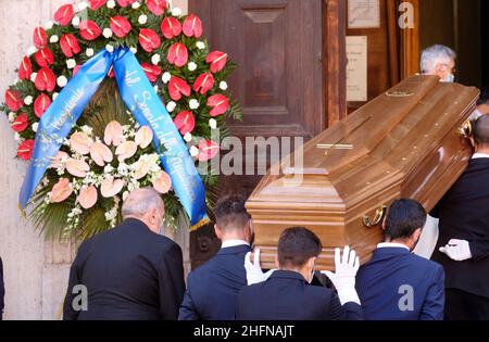 Mauro Scrobogna /LaPresse 07. August 2020&#xa0; Rom, Italien Nachrichten Beerdigung Sergio Zavoli auf dem Foto: Kirche San Salvatore in Lauro, Trauerfeier des Senators und Rai-Journalisten Sergio Zavoli, Stockfoto