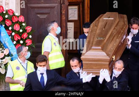 Mauro Scrobogna /LaPresse 07. August 2020&#xa0; Rom, Italien Nachrichten Beerdigung Sergio Zavoli auf dem Foto: Kirche San Salvatore in Lauro, Trauerfeier des Senators und Rai-Journalisten Sergio Zavoli, Stockfoto