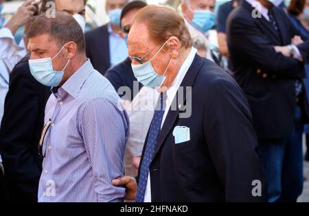 Mauro Scrobogna /LaPresse August 07, 2020&#xa0; Rom, Italien Nachrichten Beerdigung Sergio Zavoli auf dem Foto: Kirche San Salvatore in Lauro, Trauerfeier des Senators und Rai-Journalisten Sergio Zavoli, Renzo Arbore Schausteller Stockfoto