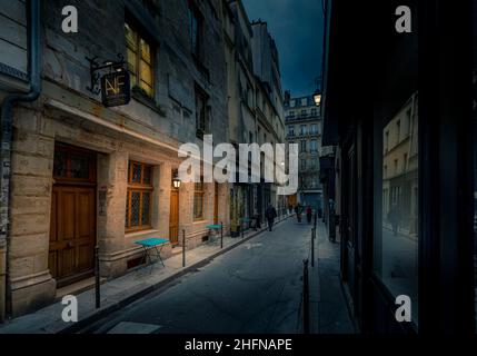 Paris, Frankreich - 3. März 2021: Montmorency Street: Ältestes Gebäude im Marais-Viertel in Paris Stockfoto