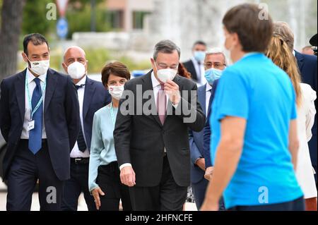 LaPresse - Massimo Paolone 18 August 2020, Rimini (Italien) Rimini Meeting 2020 Edition 41 Special Edition - im Bild: Emanuele Forlani, Mario Draghi Stockfoto