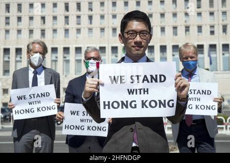 Roberto Monaldo / LaPresse 25-08-2020 Rom (Italien) der Hongkonger Demokratieaktivist Nathan Law besucht Rom im Bild Nathan Law vor dem Außenministerium mit Giulio Terzi, Federico Mollicone, Lucio Malan, Laura Hart Stockfoto