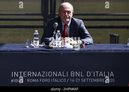 Cecilia Fabiano/LaPresse September 08 , 2020 Roma (Italien) News: Präsentation der Internationalen Tennismeisterschaften von BNP Paribas im Bild : Angelo Binaghi Stockfoto