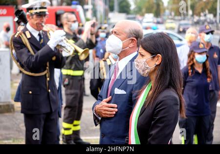 Mauro Scrobogna /LaPresse September 11, 2020&#xa0; Rom, Italy News Gedenken an die Opfer der Angriffe New York 11. September auf dem Foto: Virginia Raggi, Bürgermeisterin von Rom, und der US-Botschafter in Italien Lewis M. Eisenberg Stockfoto