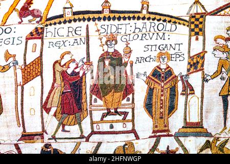 Farbenfroher Mittelalterlicher Wandteppich Bayeux Normandie Frankreich. Erstellt 11th Jahrhundert direkt nach Battle Hastings 1066 AD zeigt Norman Conquest England. Sh Stockfoto