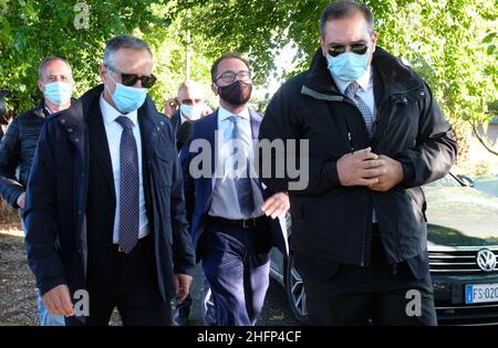 Mauro Scrobogna /LaPresse September 28, 2020&#xa0; Rom, Italien Politik M5S Minister treffen sich auf dem Foto: Die Ankunft des Justizministers Alfonso Bonafede auf dem Bauernhof Cobragor in der Nähe von Rom Stockfoto