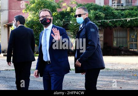 Mauro Scrobogna /LaPresse September 28, 2020&#xa0; Rom, Italien Politik M5S Minister treffen sich auf dem Foto: Die Ankunft des Justizministers Alfonso Bonafede auf dem Bauernhof Cobragor in der Nähe von Rom Stockfoto