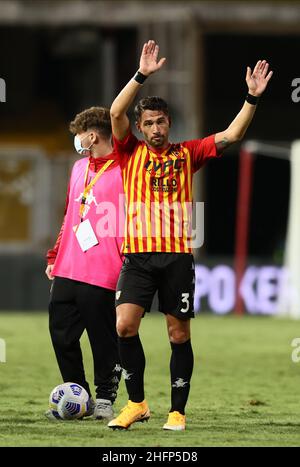 Alessandro Garofalo/LaPresse 30. September 2020 Benevento, Italien Sportfußball Benevento vs Inter - Italienische Fußballmeisterschaft League A Tim 2020/2021 - Ciro Vigorito Stadion. Im Bild: Luca Caldirola Benevento Stockfoto