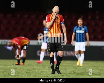 Alessandro Garofalo/LaPresse 30. September 2020 Benevento, Italien Sportfußball Benevento vs Inter - Italienische Fußballmeisterschaft League A Tim 2020/2021 - Ciro Vigorito Stadion. Im Bild: Luca Caldirola Benevento Stockfoto