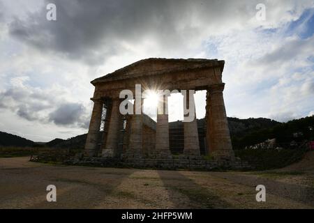 Fabio Ferrari/LaPresse 01. Oktober 2020 Segesta, Palermo (Italien) Sport Cycling Giro d'Italia 2020 - Ausgabe 103th - Teampräsentation im Bild: Präsentation im Archäologischen Park Segesta Stockfoto